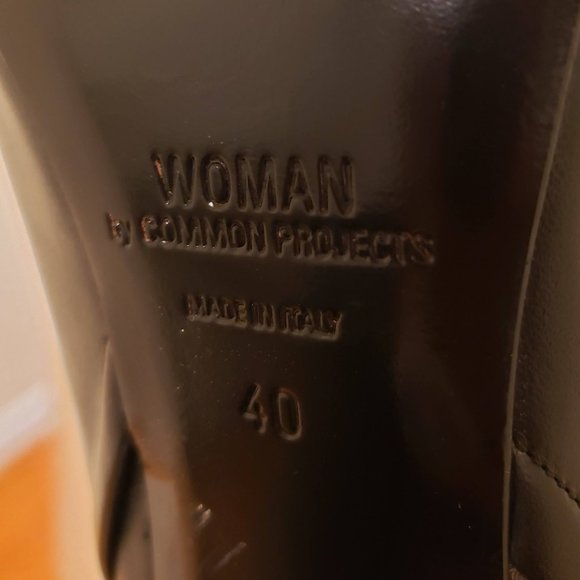 Women by Common Projects Italian Leather  Size 7 - Picture 6 of 11